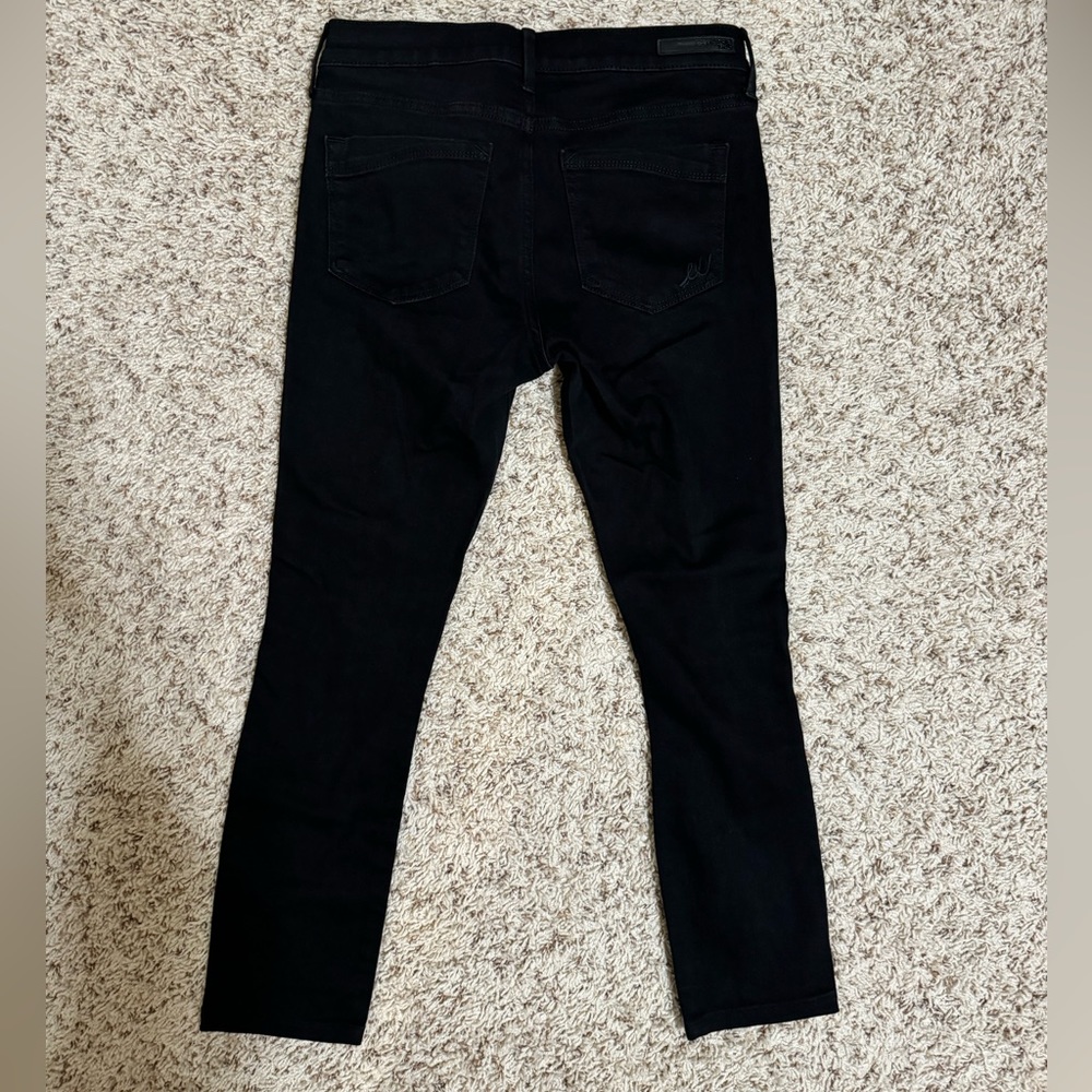 Black distressed Express jeggings
